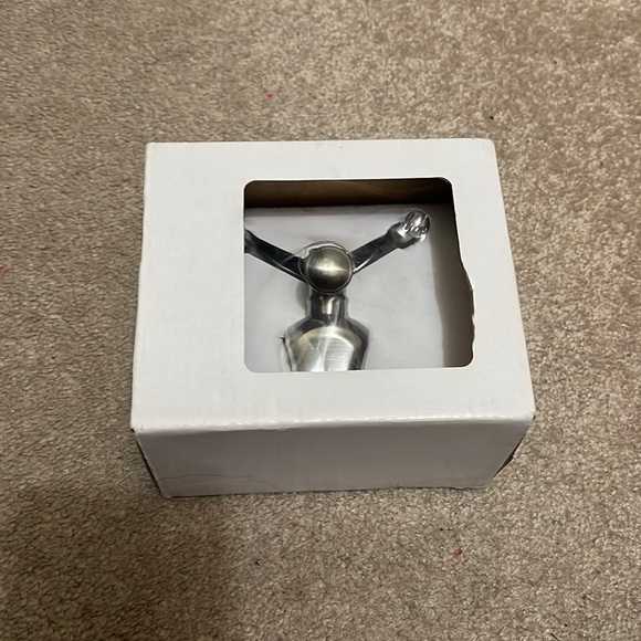 New Glacier Bay Verdanza Double Robe Hook - Picture 2 of 3